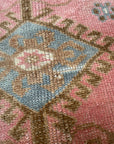 No. 304 Vintage Turkish Rug 3'8" x 5’8”