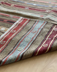 No. 1031 Vintage Kilim 5'9" x 7'6"
