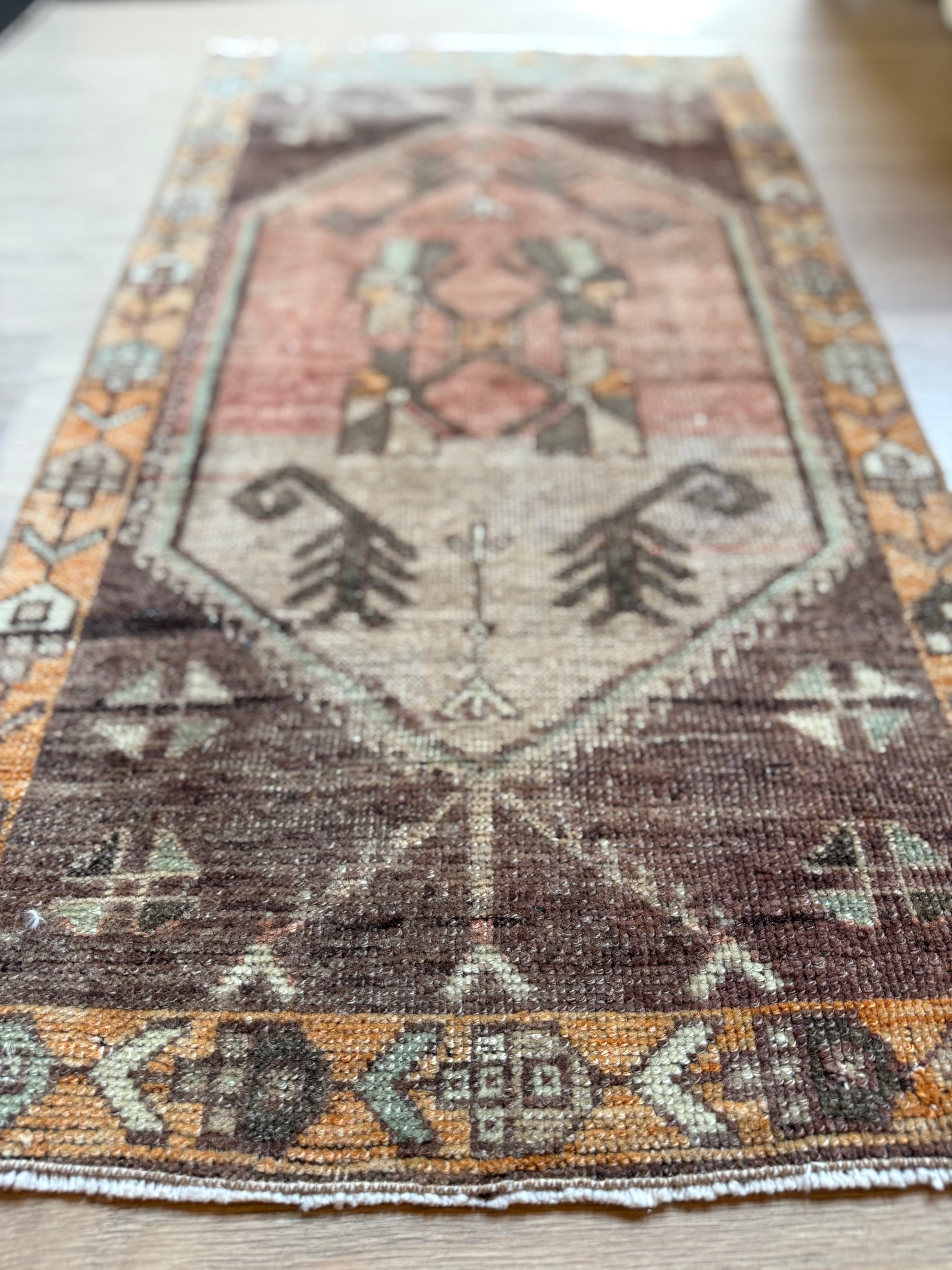 Vintage Scatter Rug 37