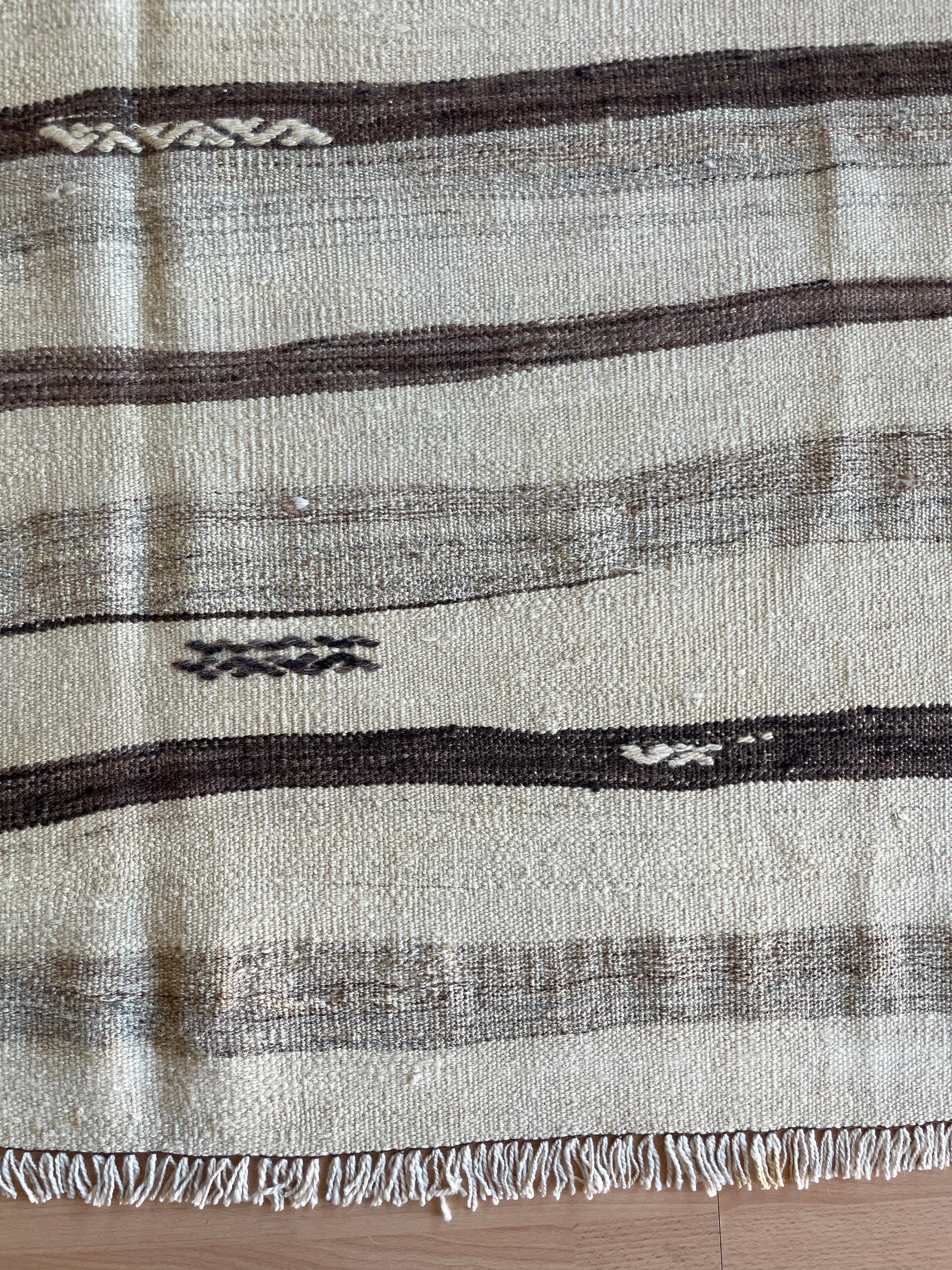 No. 1041 Vintage Turkish Kilim 6'2