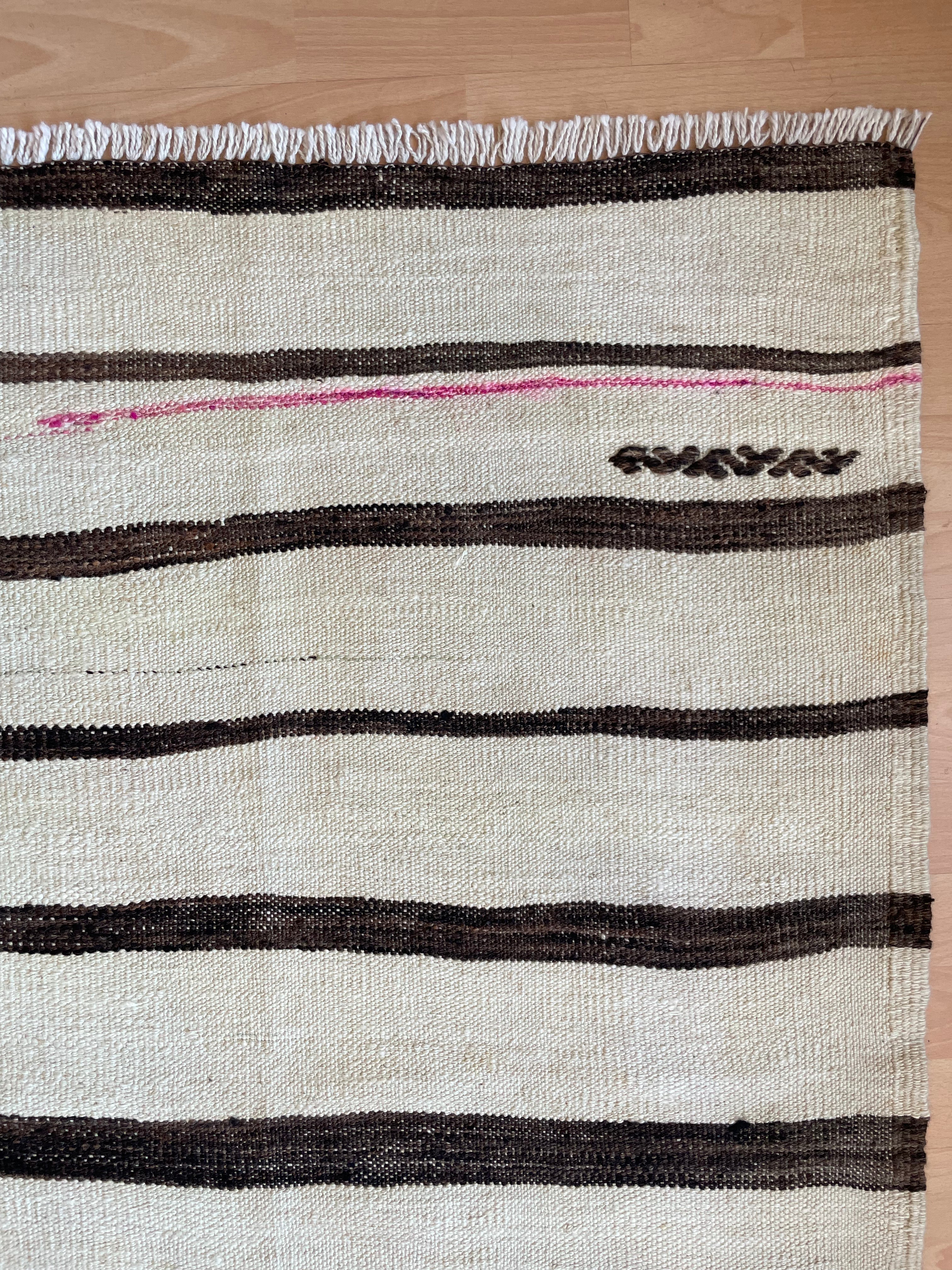 No. 1041 Vintage Turkish Kilim 6'2