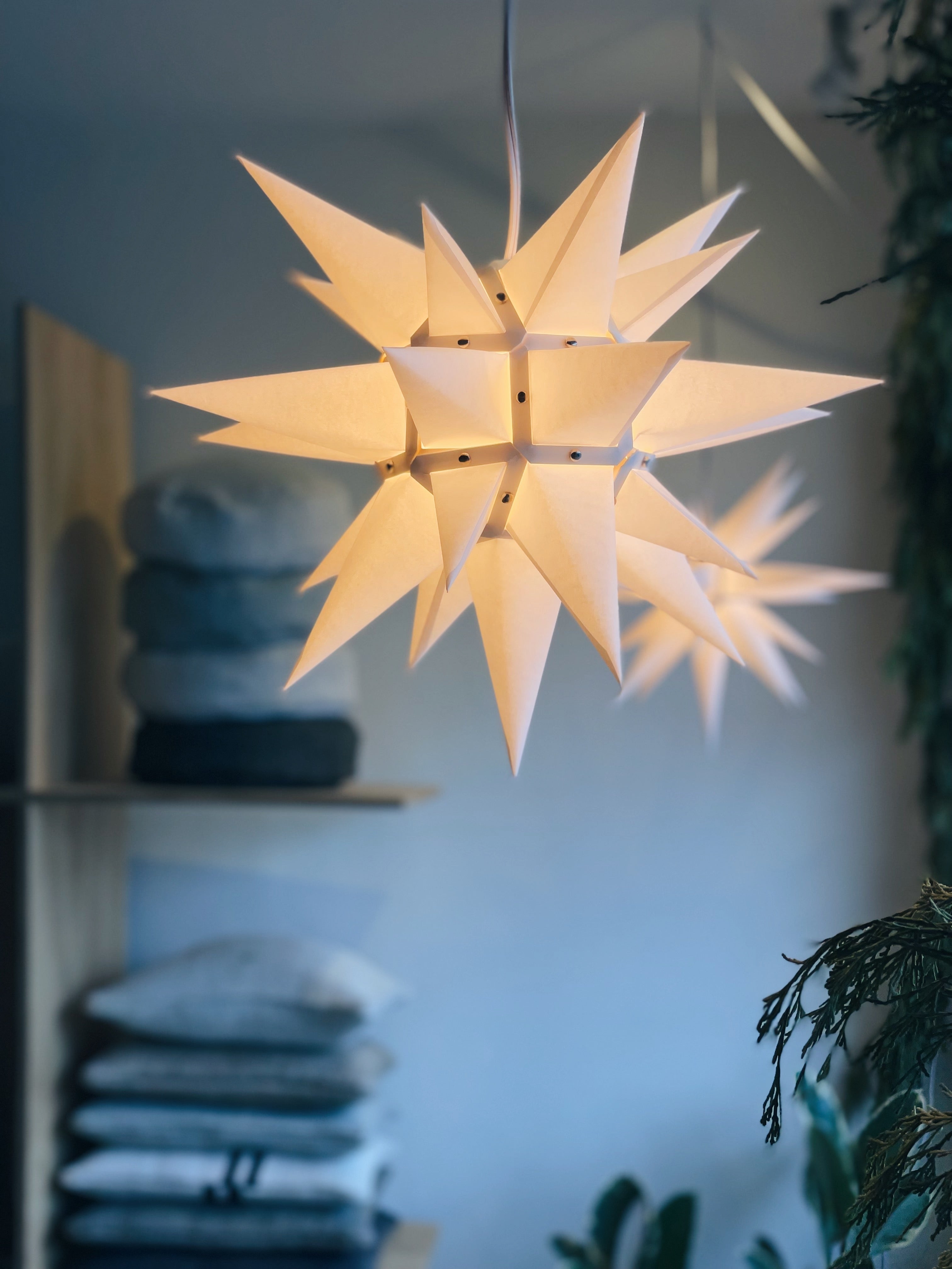 Paper Moravian Star Pendant Lamps