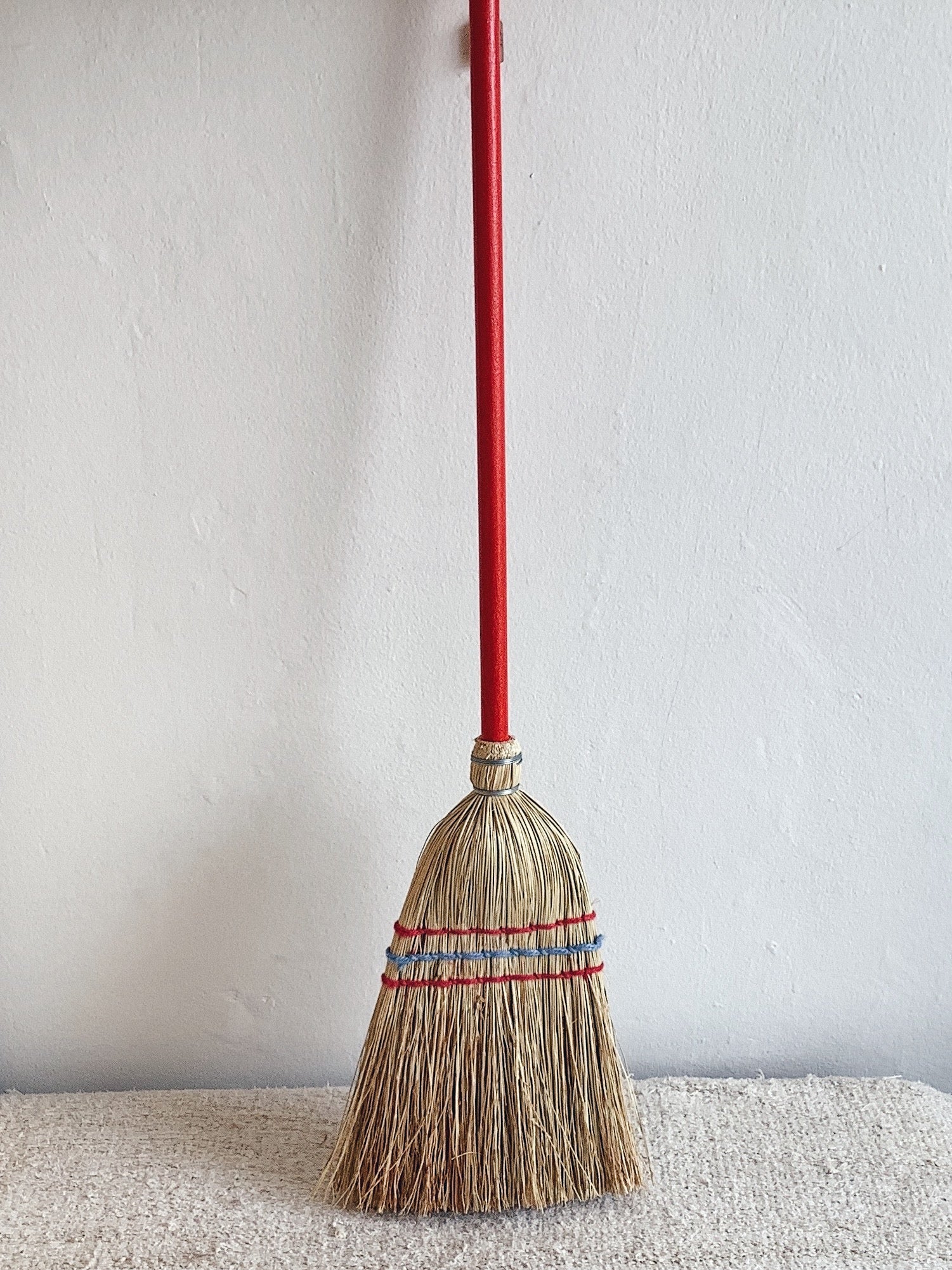 Children&#39;s Rice Straw Broom